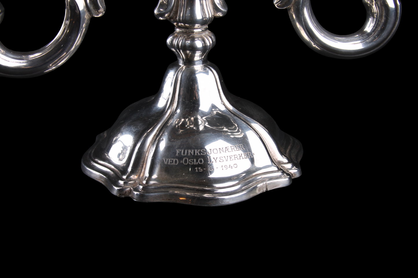 Par de Candelabros Escandinavos en Plata