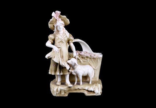 Figura Niña con Oveja