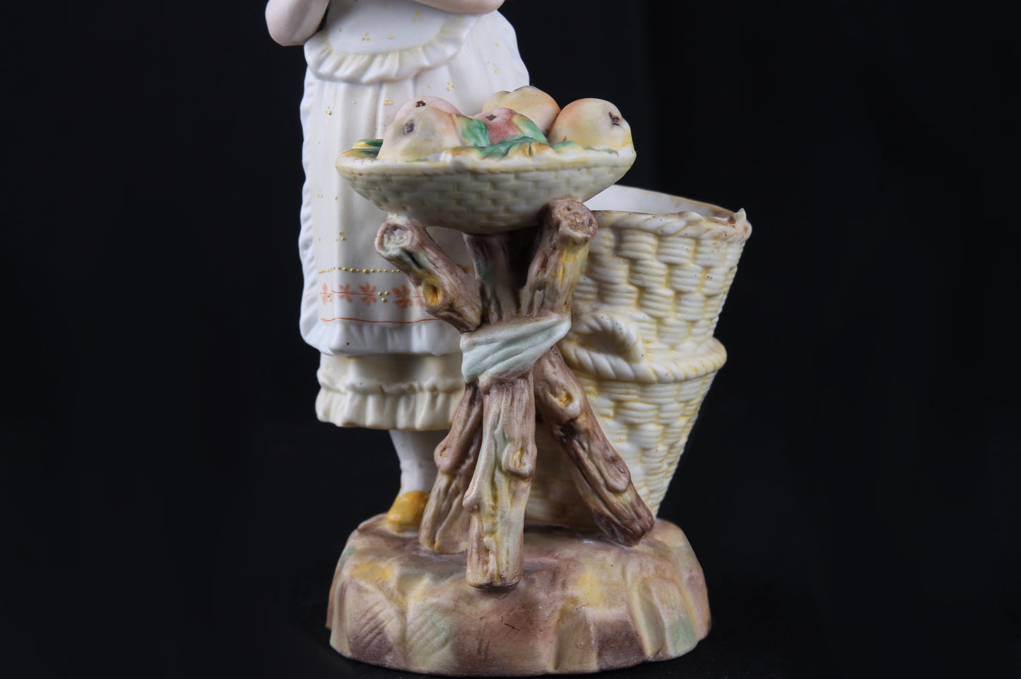 Figura de Niña Vendedora