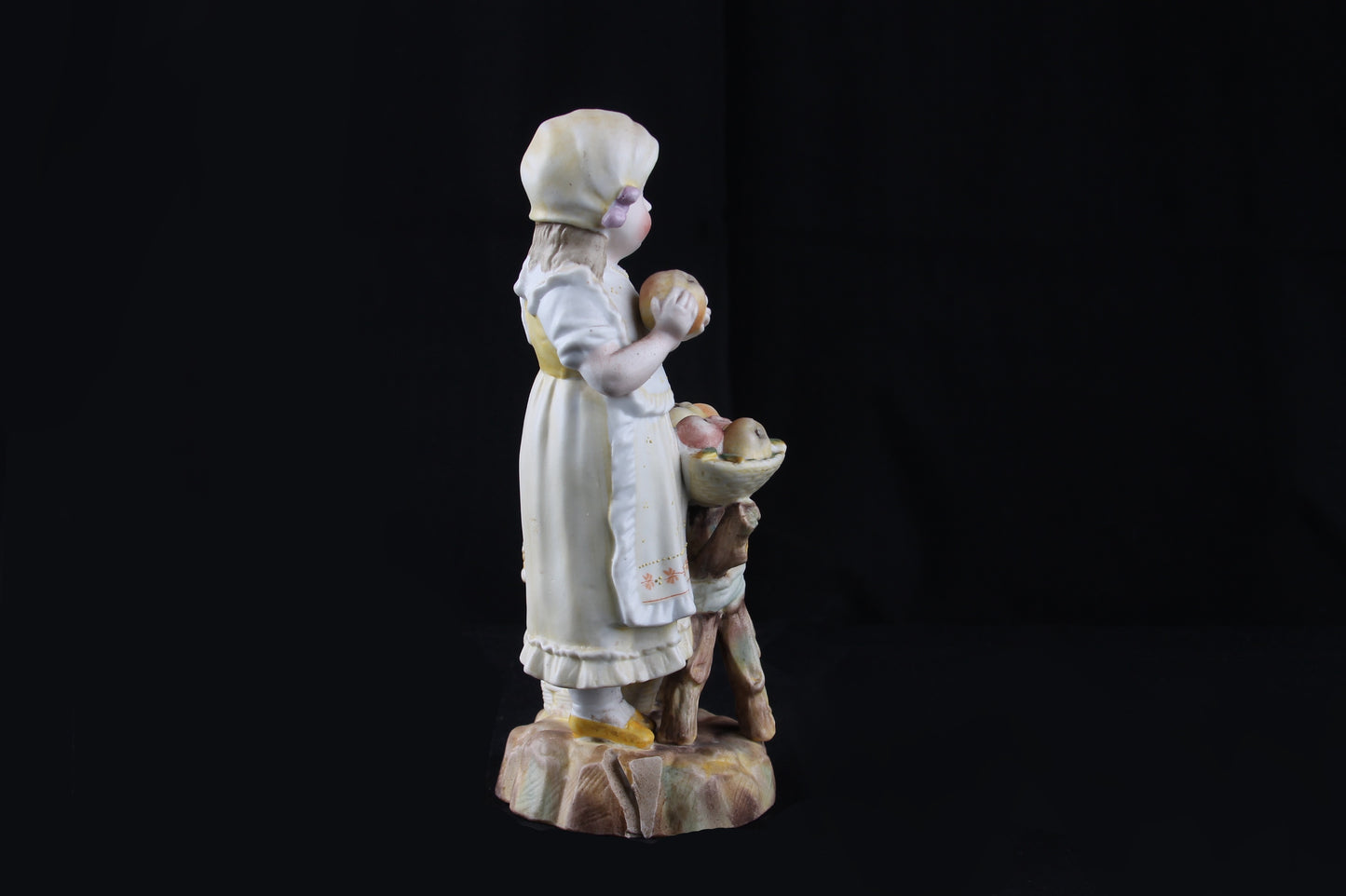 Figura de Niña Vendedora