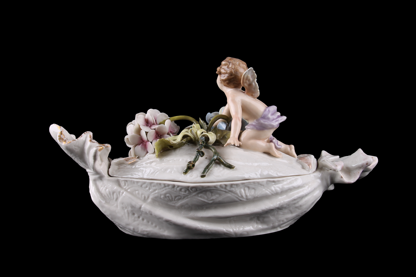 Bombonera en Porcelana con Querubín