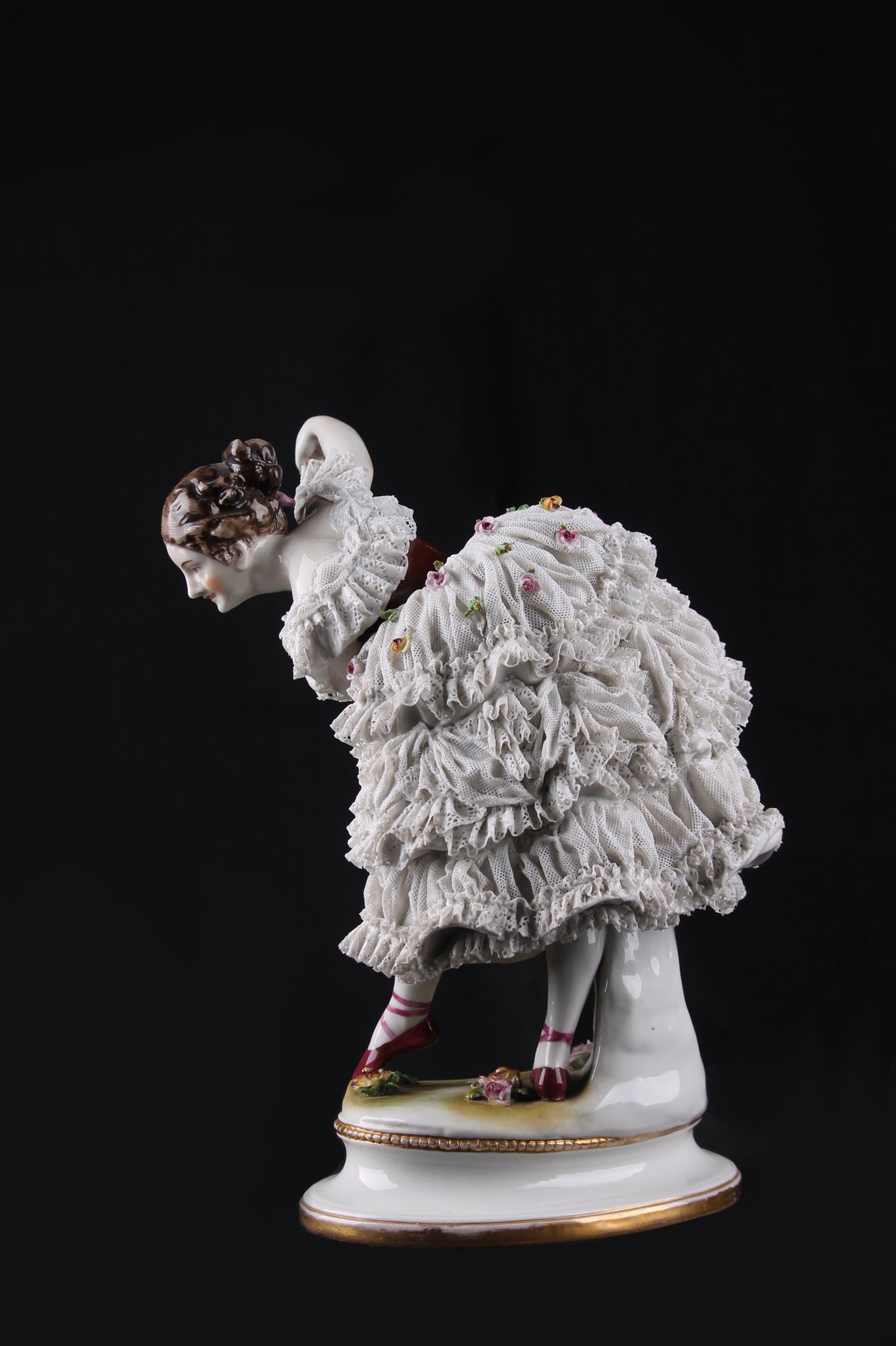 Figura Bailarina con Tutú de Encaje