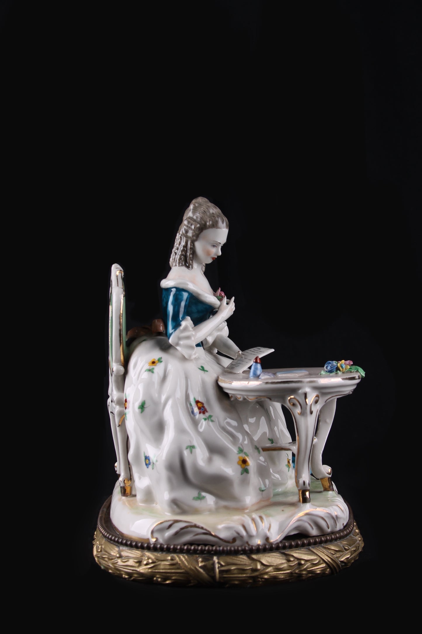 Figura Dama Aristocrática Rococó