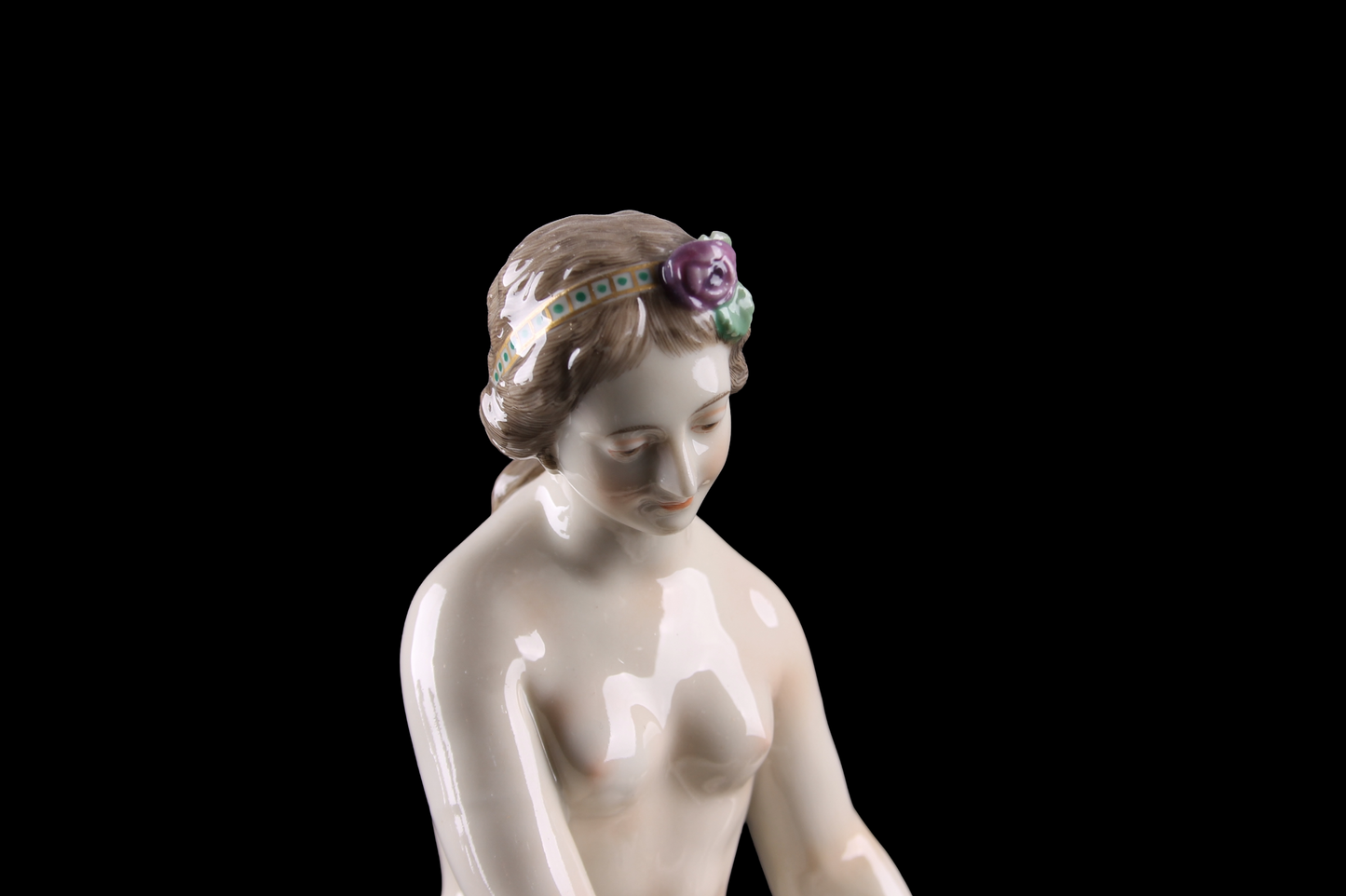 Escultura “Venus y Cupido” en Porcelana Alemana