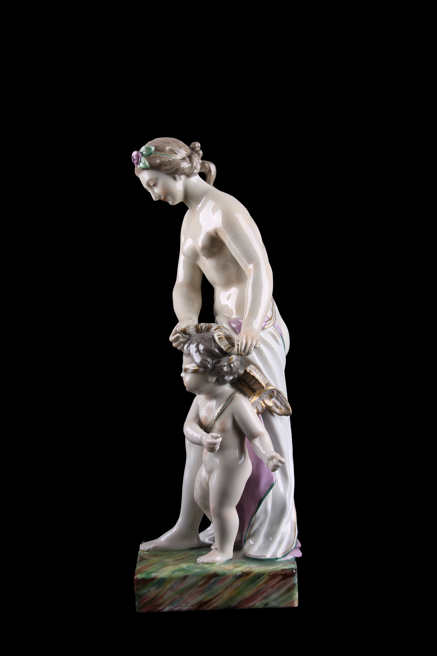 Escultura “Venus y Cupido” en Porcelana Alemana