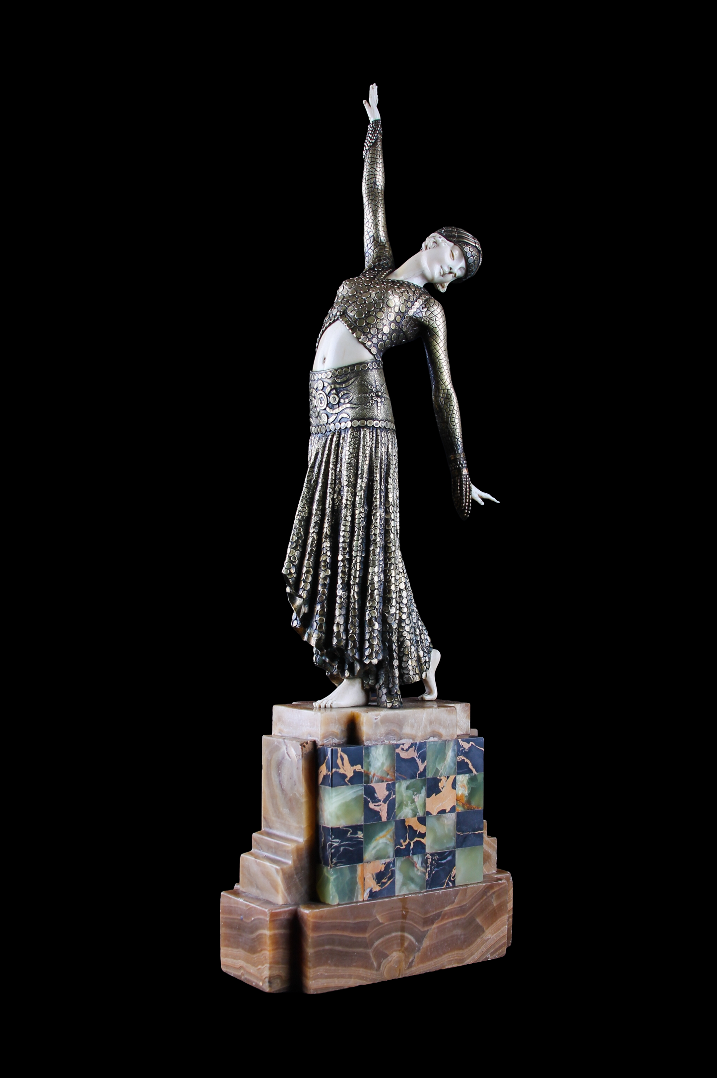 Escultura Criselefantina “Footsteps” – Demetre Chiparus