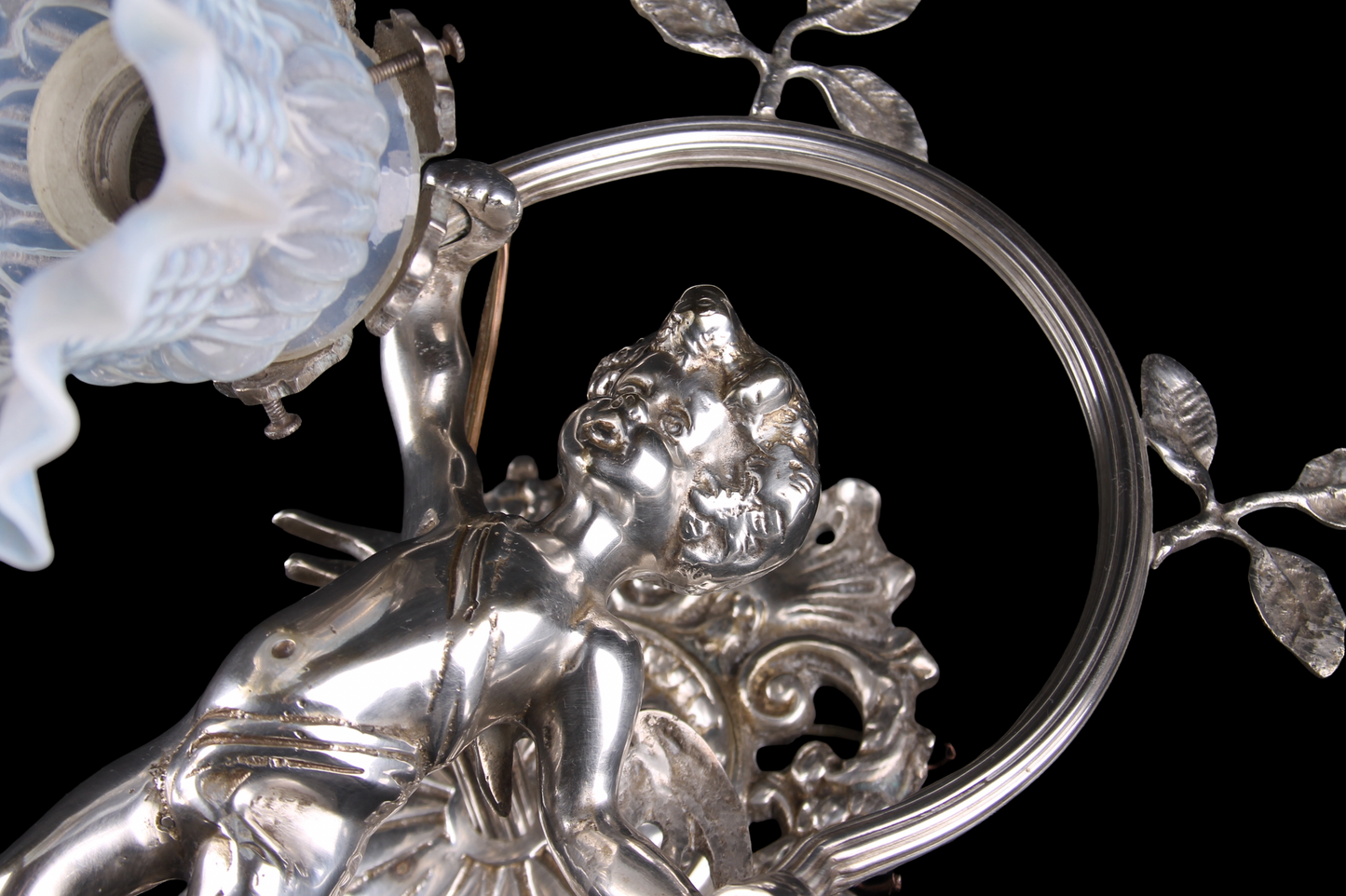 Par de Apliques de Querubines en Bronce Plateado