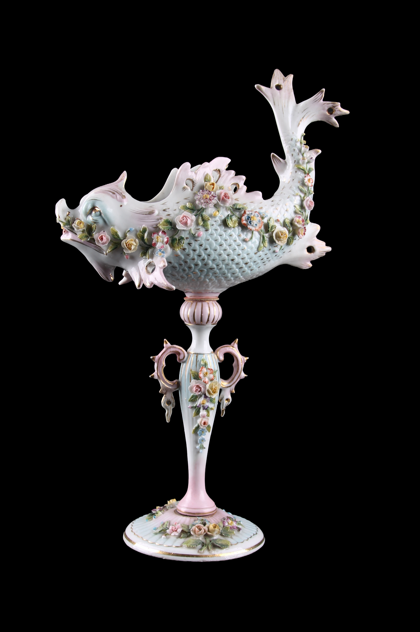 Centro de Mesa “Pez Carpa Koi” en Porcelana