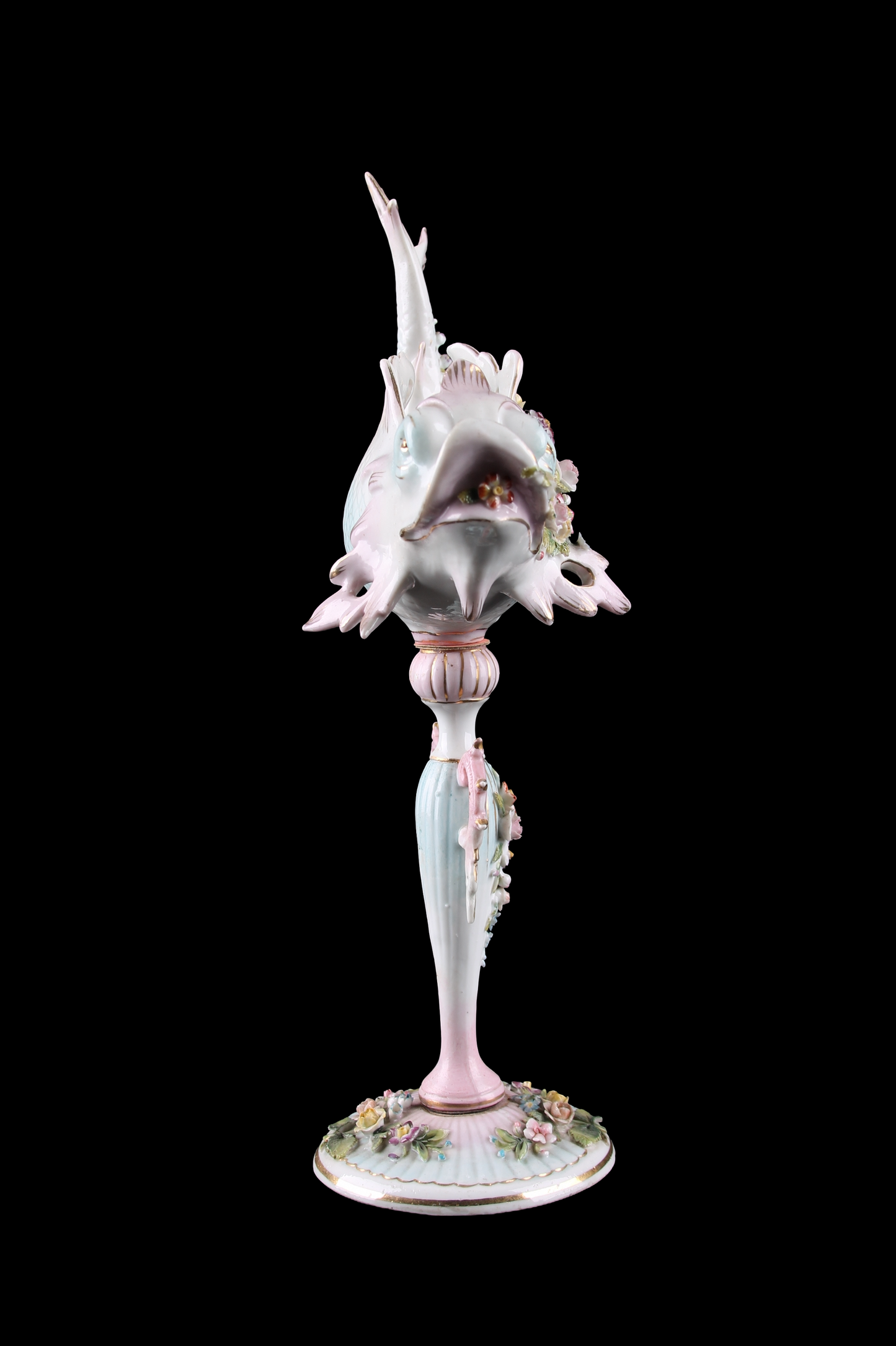 Centro de Mesa “Pez Carpa Koi” en Porcelana