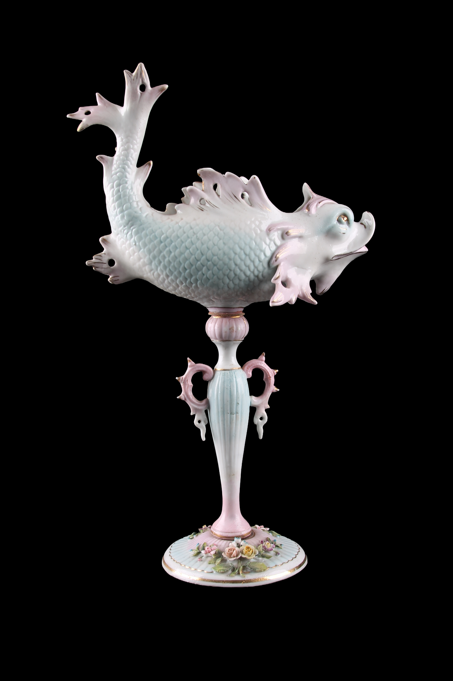 Centro de Mesa “Pez Carpa Koi” en Porcelana