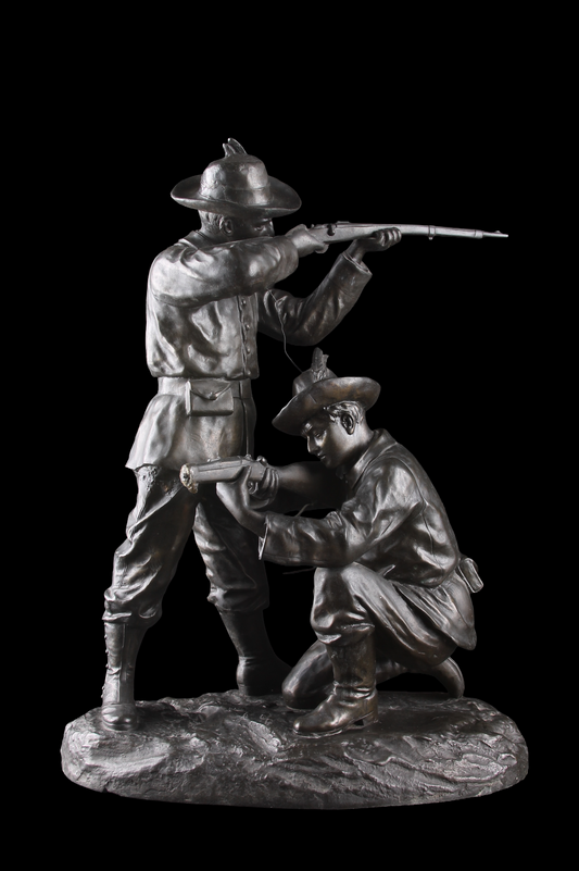 Escultura “Escena de Dos Soldados”