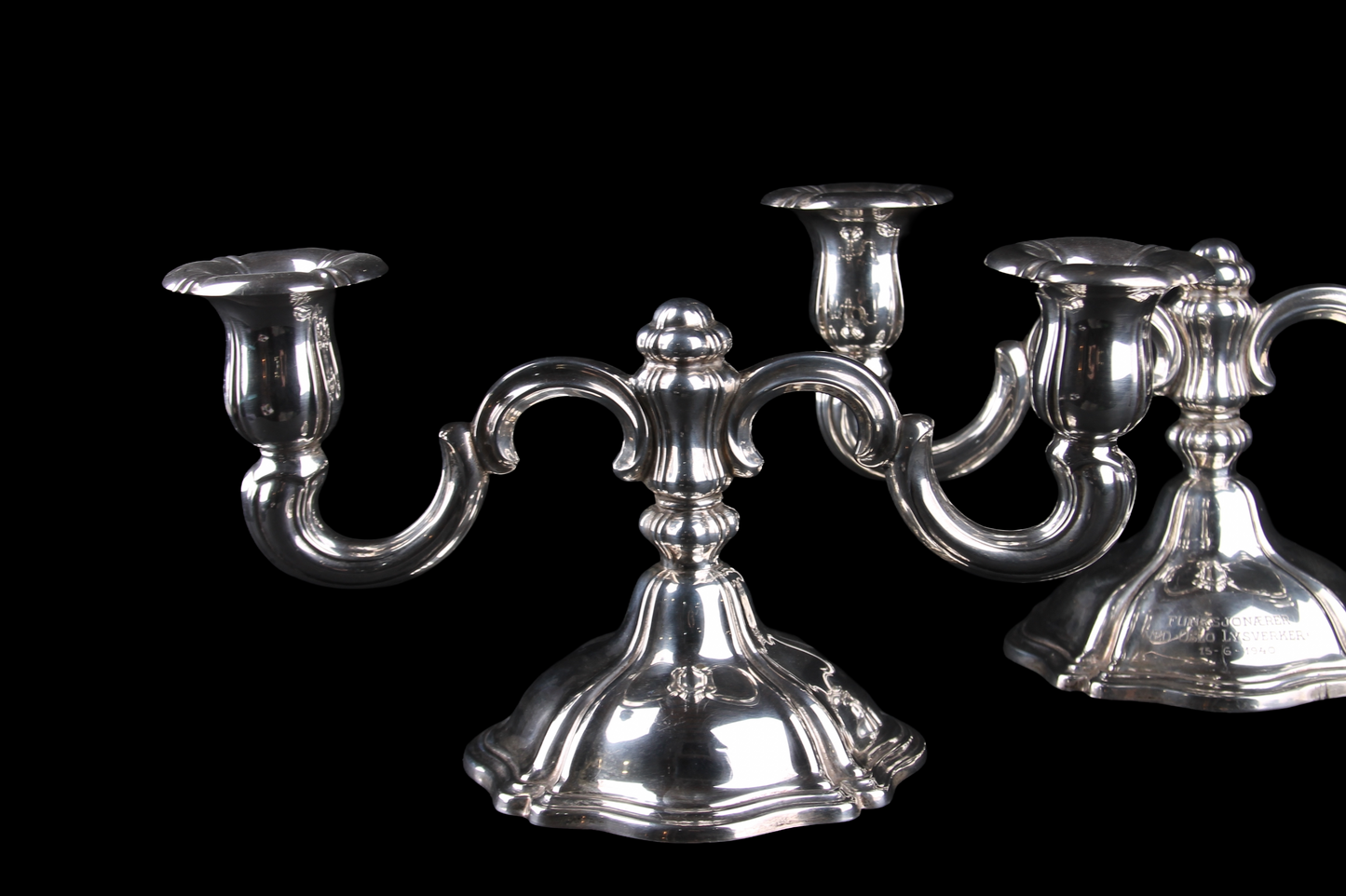 Par de Candelabros Escandinavos en Plata