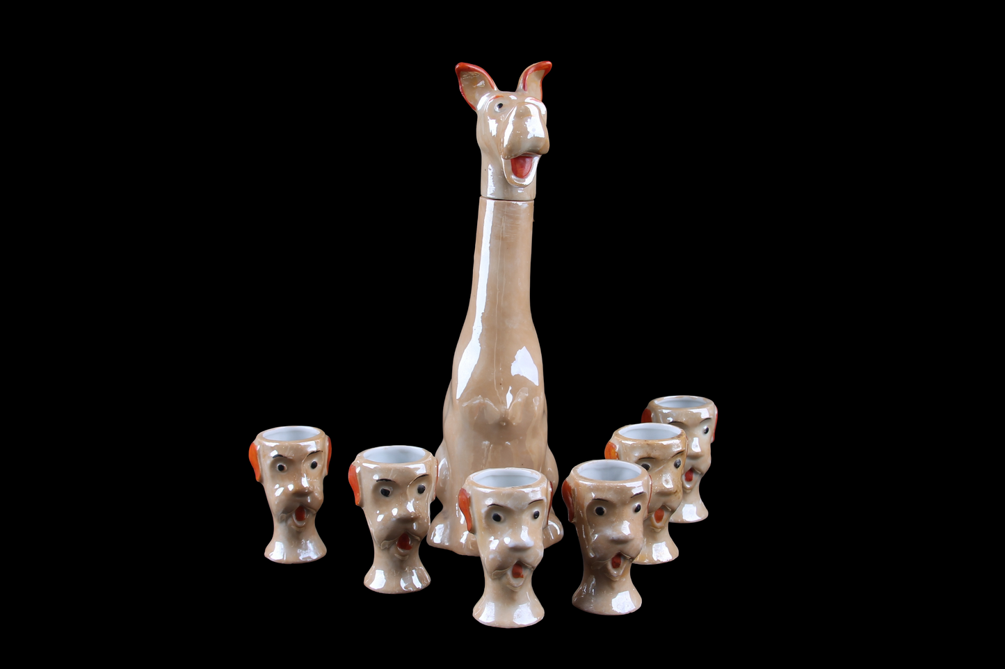 Set de Licorera con Perras y Cachorros en Porcelana Decorada