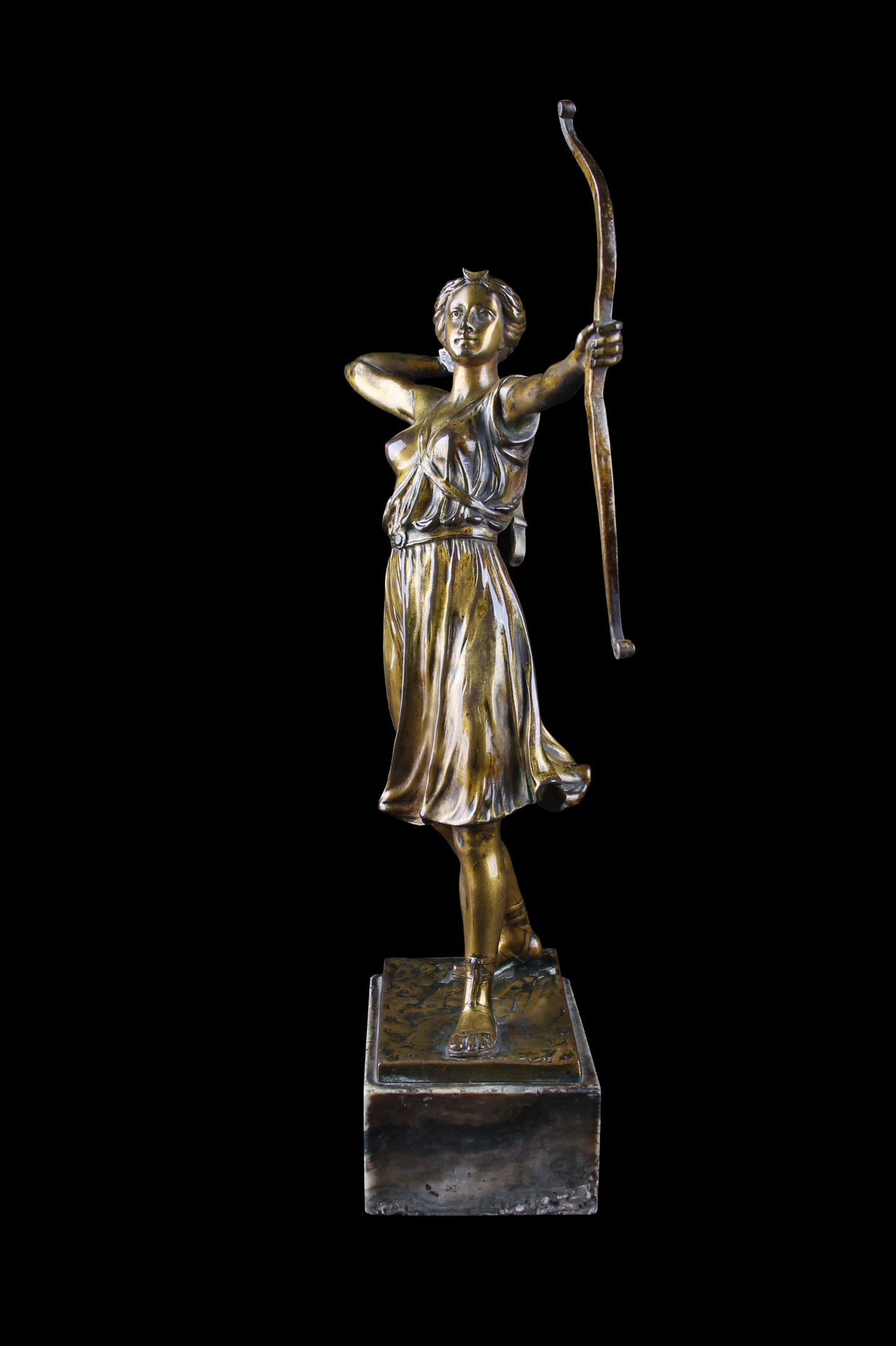 “Diana la Cazadora” – Escultura en Bronce, Francia